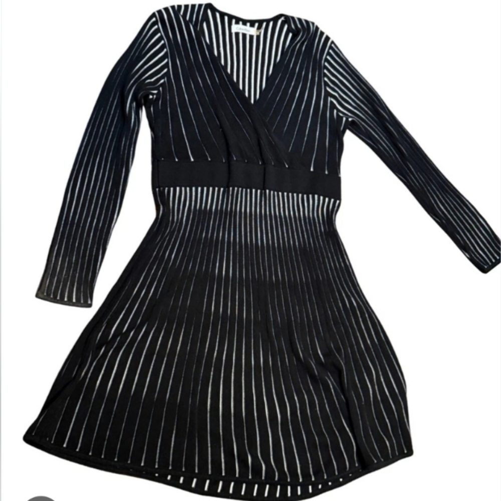 Calvin Klein Black and White Long Sleeve Sweater Dress,Sz. L